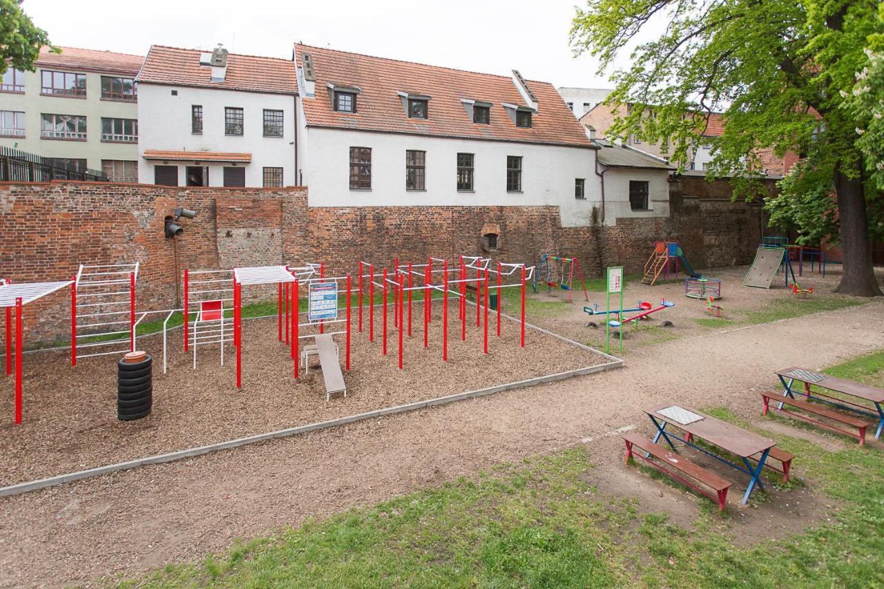 Three Single Beds Apartment Torun Exterior photo